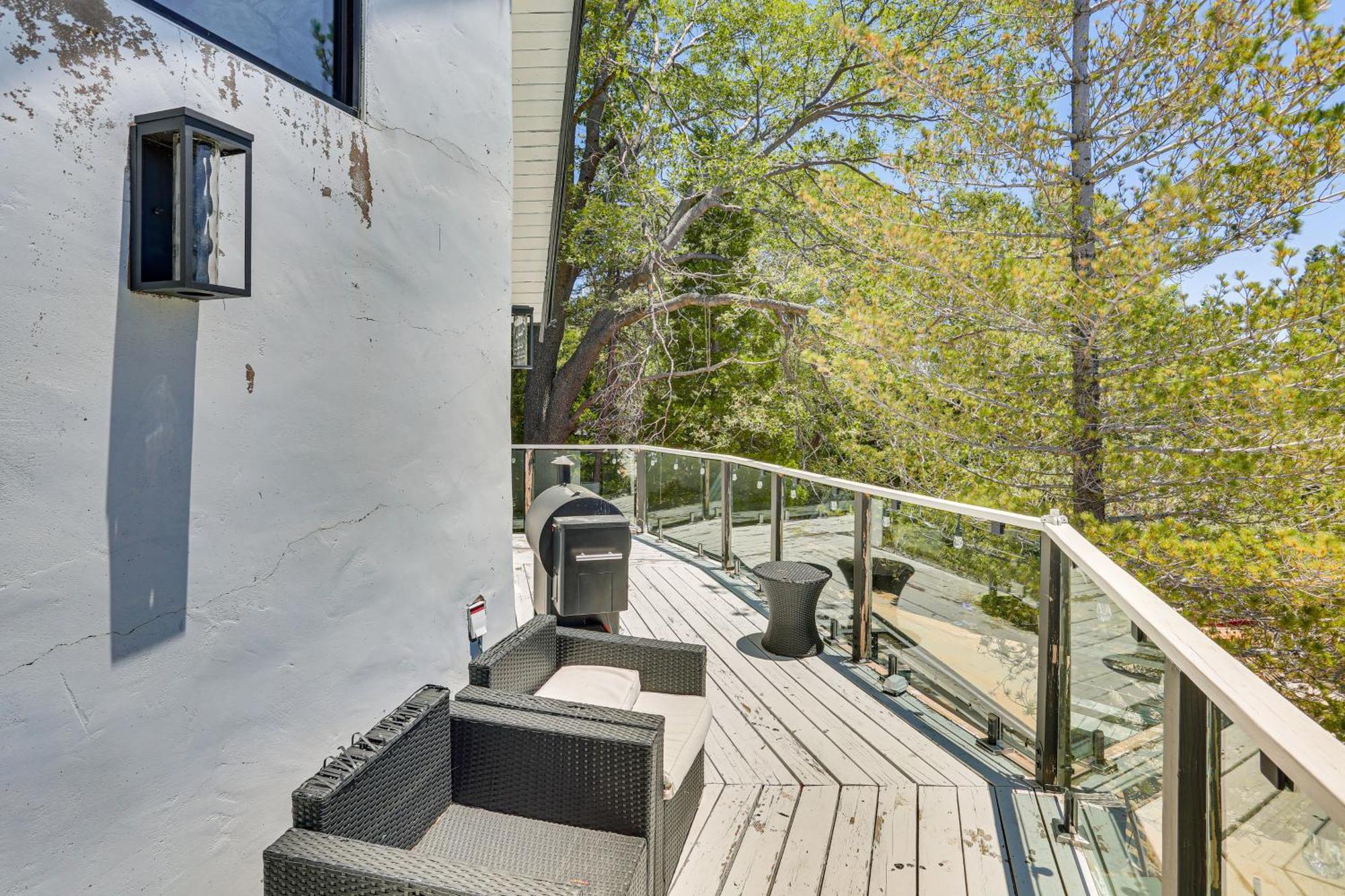 Lake Arrowhead Cabin With Hot Tub And Mountain Views! Exteriör bild
